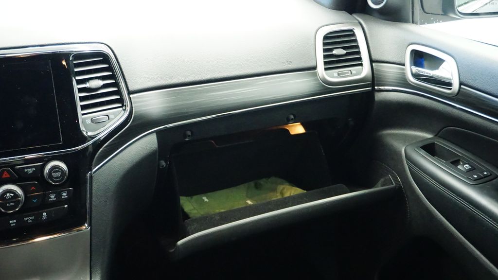 Thumbnail: 2019 Jeep Grand Cherokee - 26