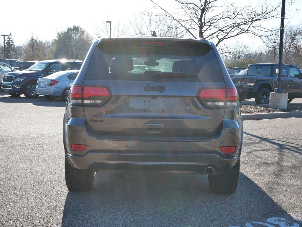 Used 2017 Jeep Grand Cherokee Altitude SUV