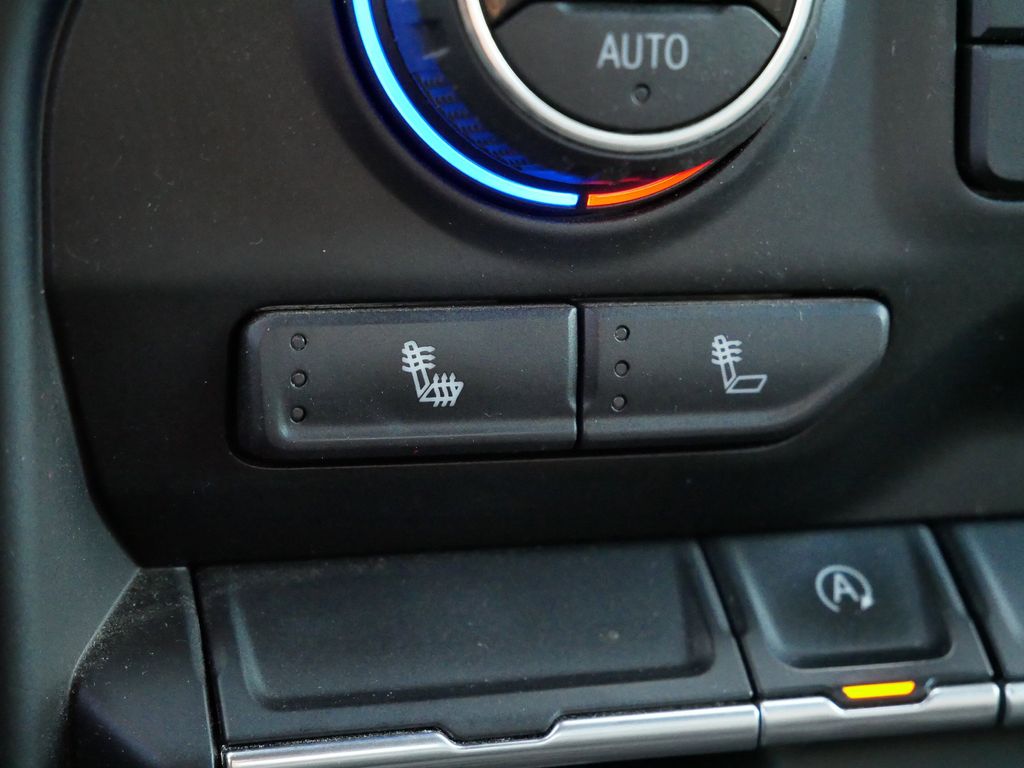 Thumbnail: 2019 Chevrolet Silverado 1500 - 35