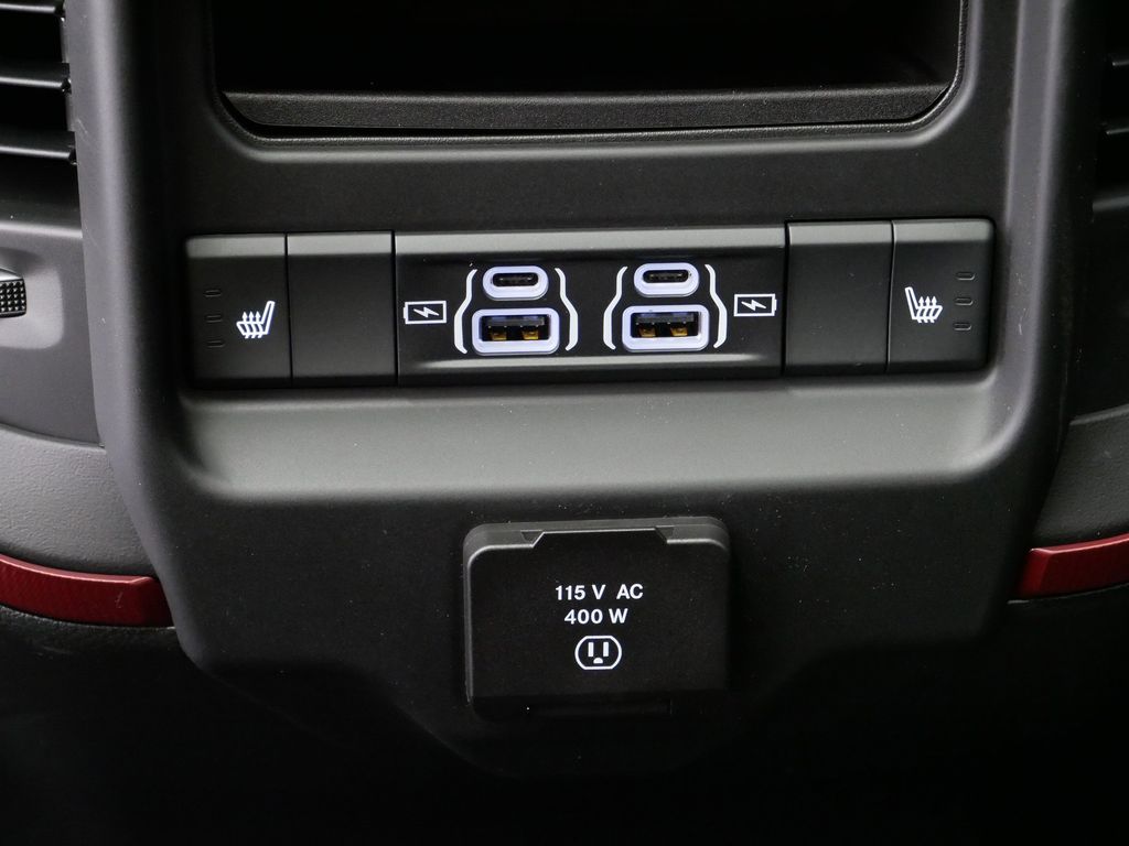 Thumbnail: 2026 RAM 1500 - 33