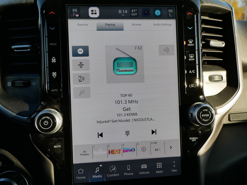 Thumbnail: 2026 RAM 1500 - 40