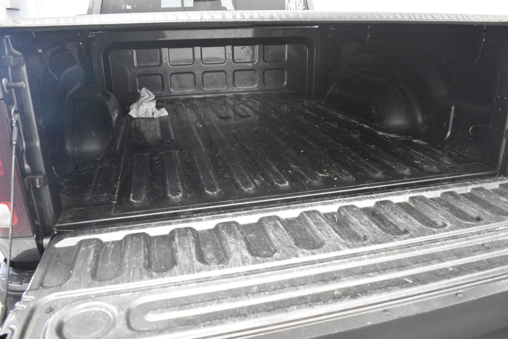 Thumbnail: 2019 RAM 1500 Classic - 26