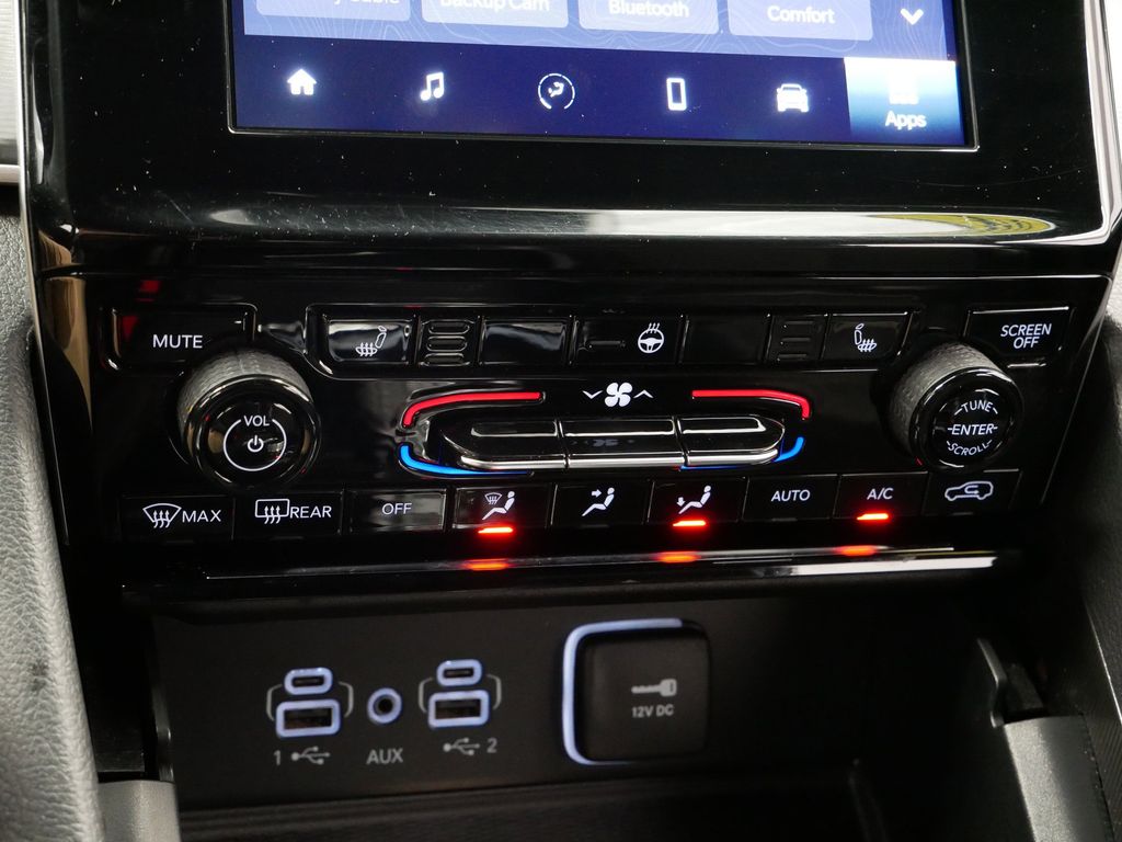 Thumbnail: 2024 Jeep Grand Cherokee - 38