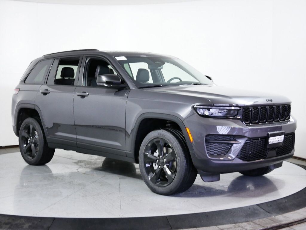 Certified 2024 Jeep Grand Cherokee Altitude SUV
