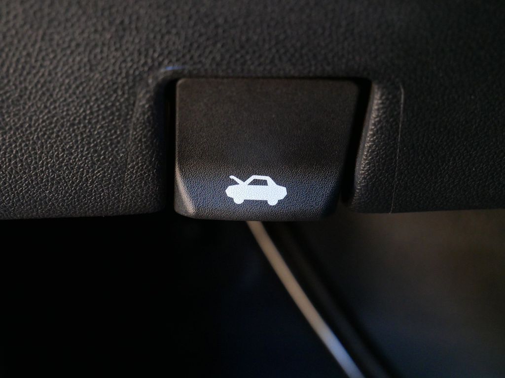 Thumbnail: 2021 Chevrolet Silverado 2500 - 37