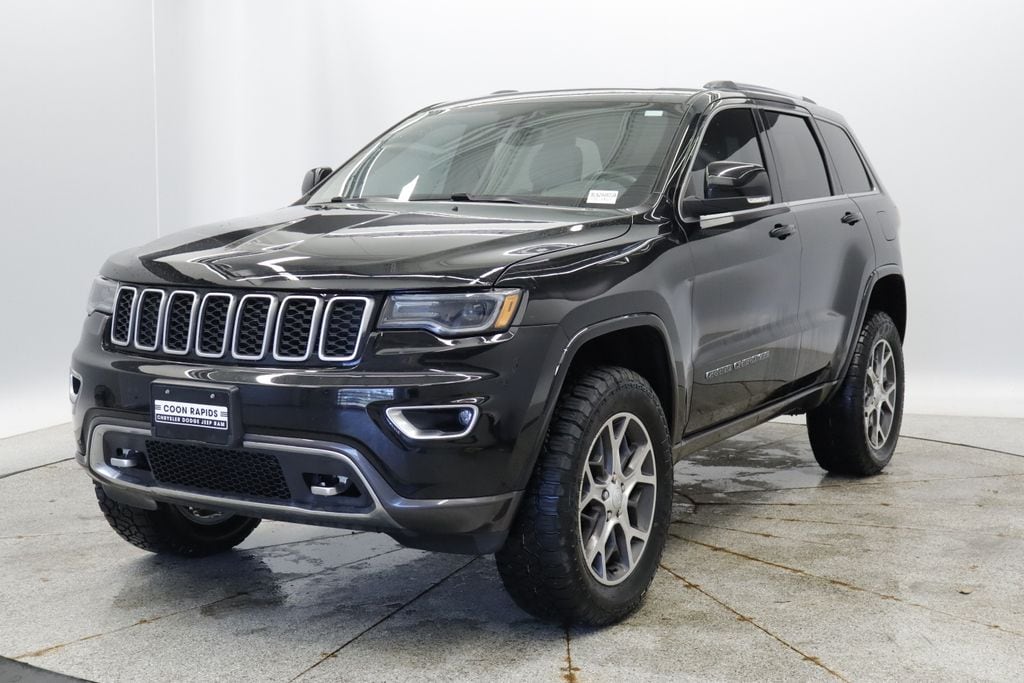 Thumbnail: 2018 Jeep Grand Cherokee - 1