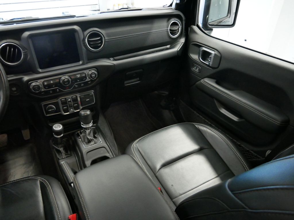Thumbnail: 2020 Jeep Gladiator - 29