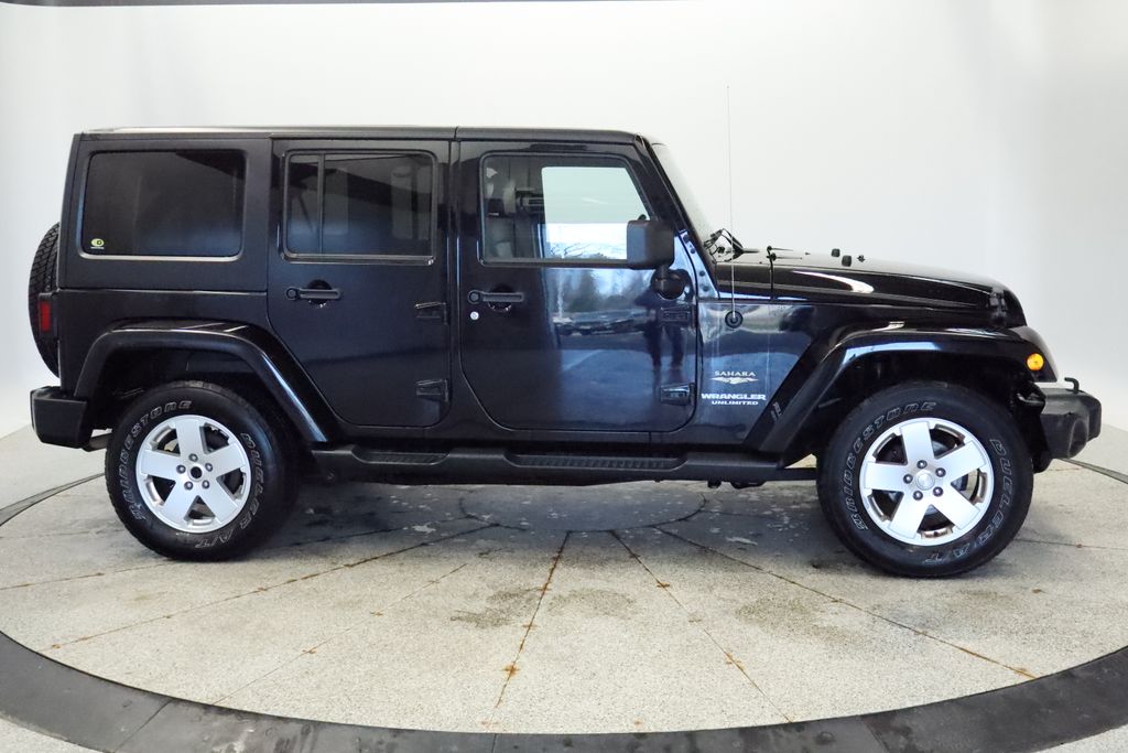 Thumbnail: 2011 Jeep Wrangler - 6