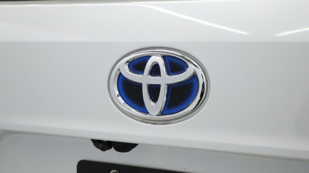 Thumbnail: 2022 Toyota Highlander - 14