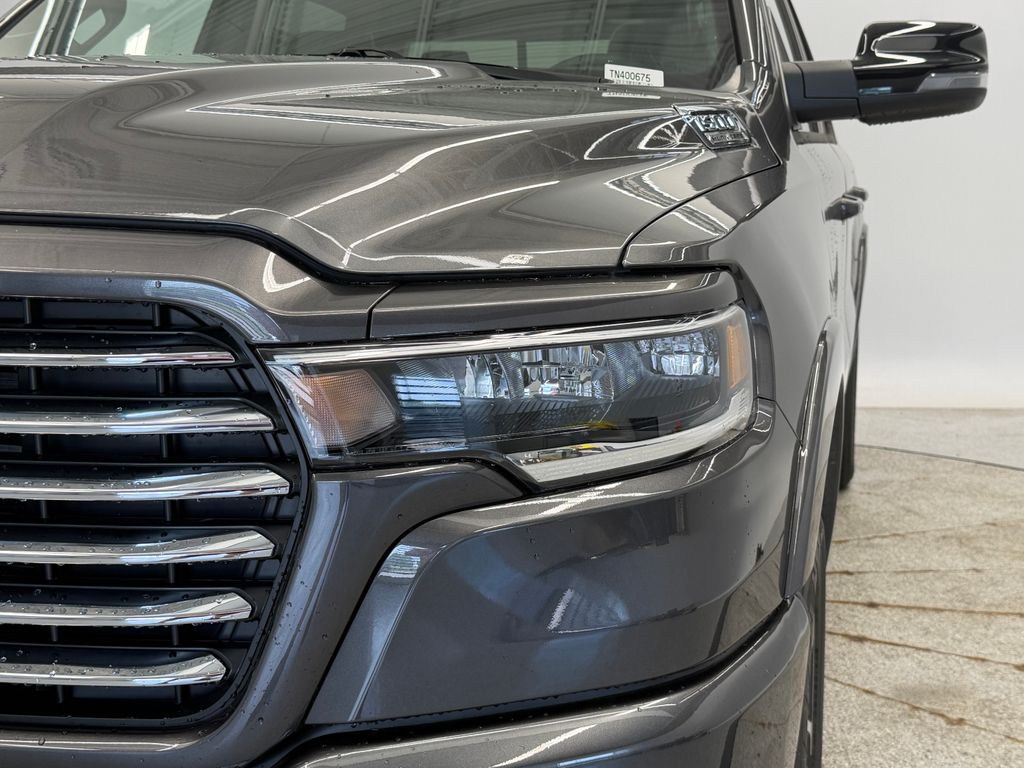 Thumbnail: 2026 RAM 1500 - 10