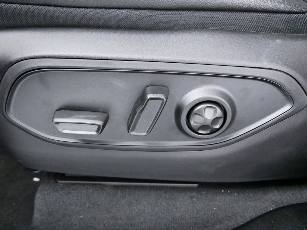 Thumbnail: 2024 Jeep Grand Cherokee - 37