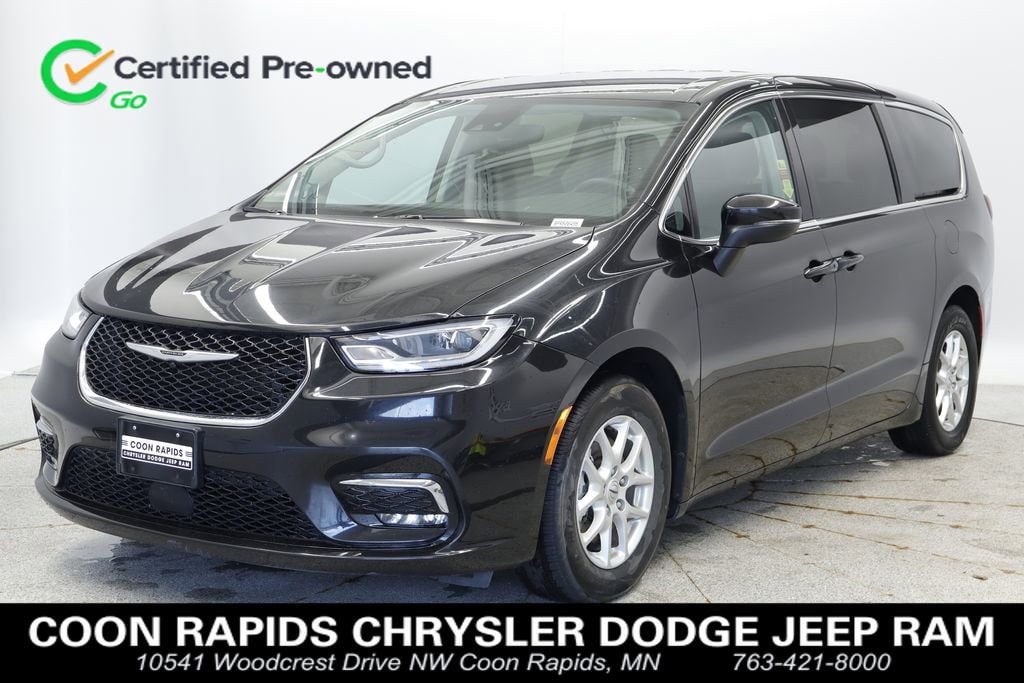 Thumbnail: 2023 Chrysler Pacifica - 1