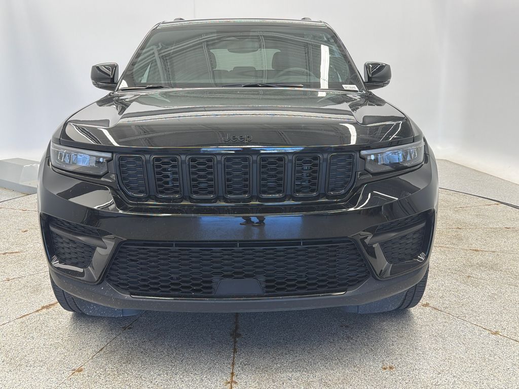 Thumbnail: 2024 Jeep Grand Cherokee - 2