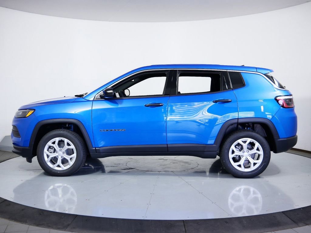 Thumbnail: 2024 Jeep Compass - 16