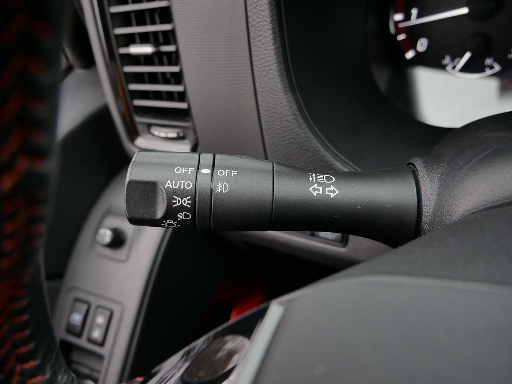 Thumbnail: 2024 Nissan Frontier - 29