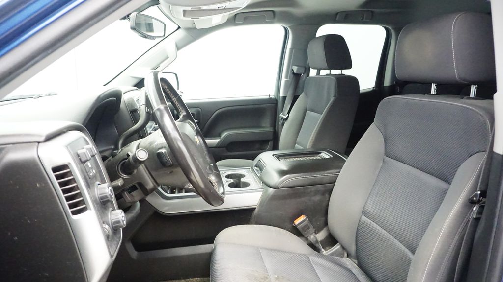 Thumbnail: 2018 Chevrolet Silverado 1500 - 17