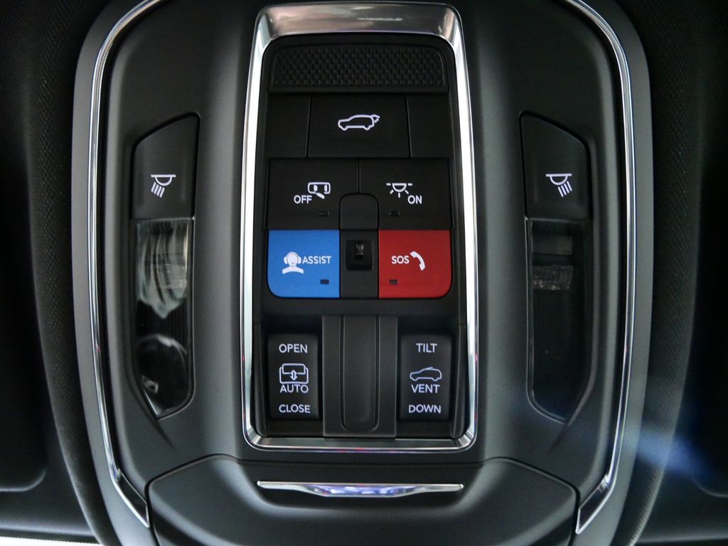 Thumbnail: 2025 Jeep Grand Cherokee L - 46