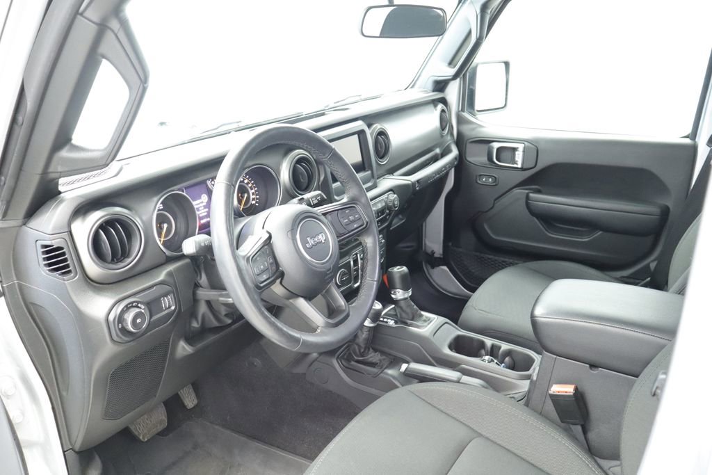 Thumbnail: 2023 Jeep Wrangler - 27