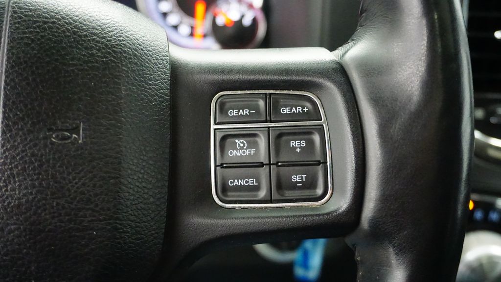 Thumbnail: 2017 RAM 1500 - 33