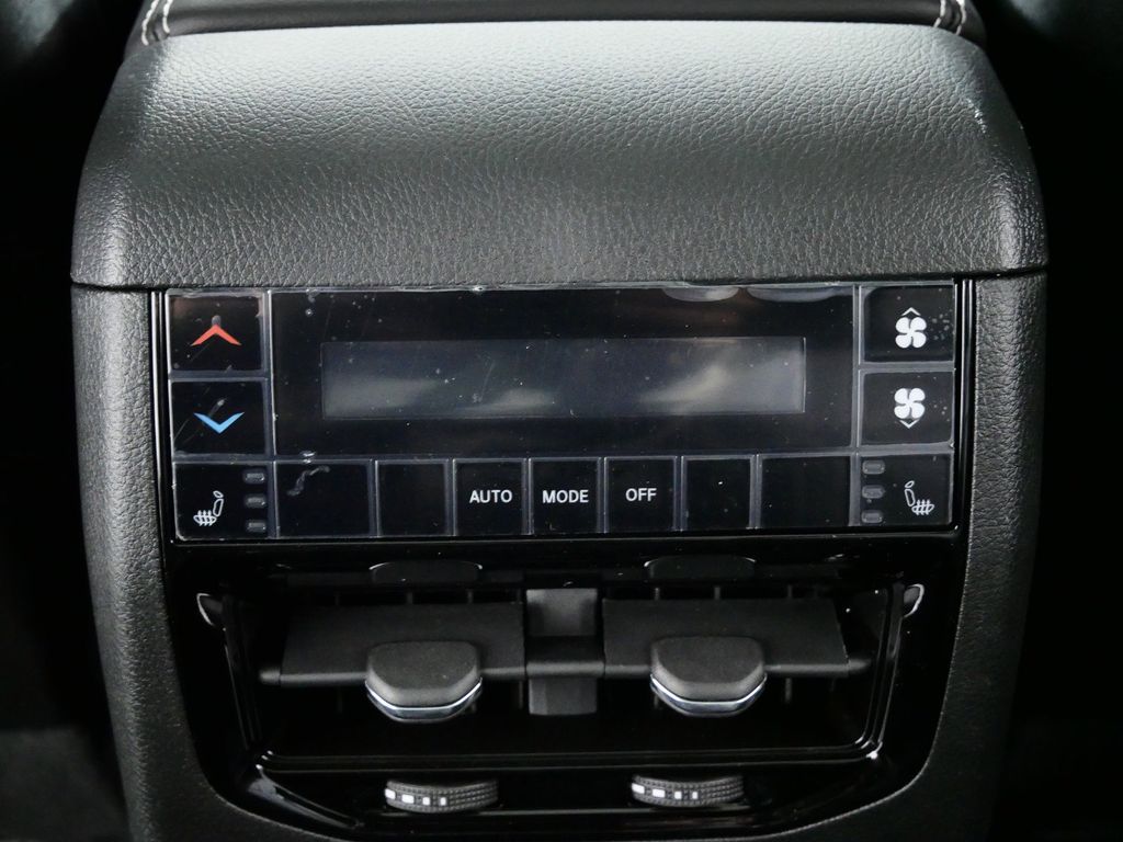 Thumbnail: 2025 Jeep Grand Cherokee L - 33