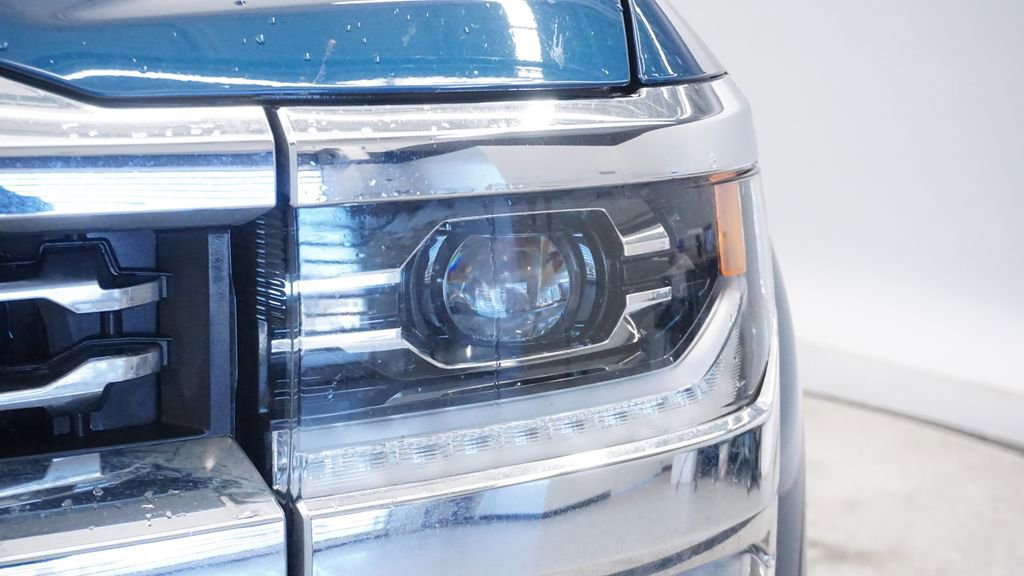 Thumbnail: 2018 Chevrolet Silverado 1500 - 12