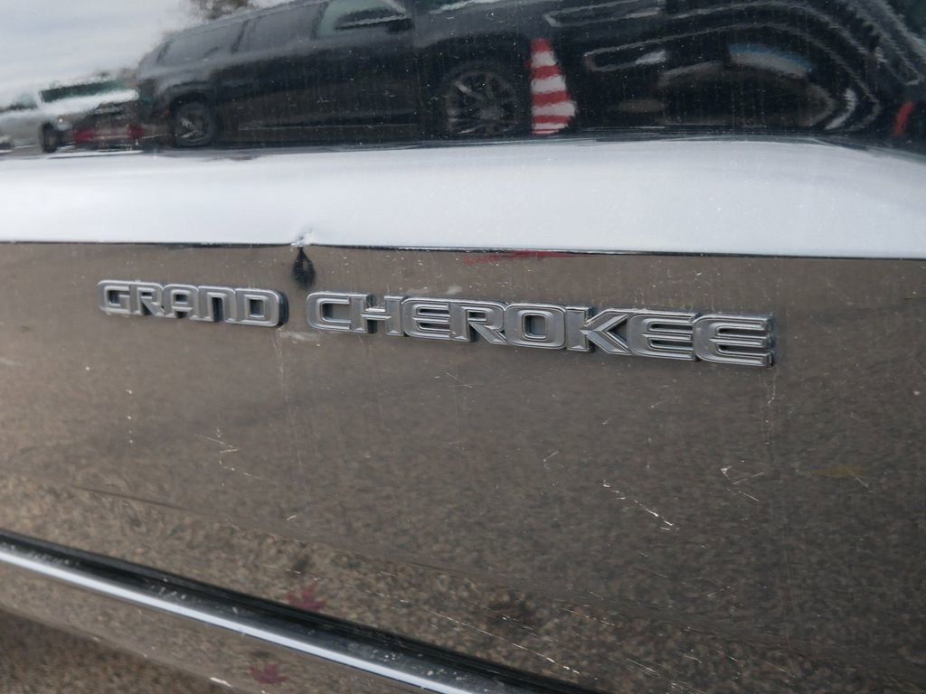 Thumbnail: 2019 Jeep Grand Cherokee - 19