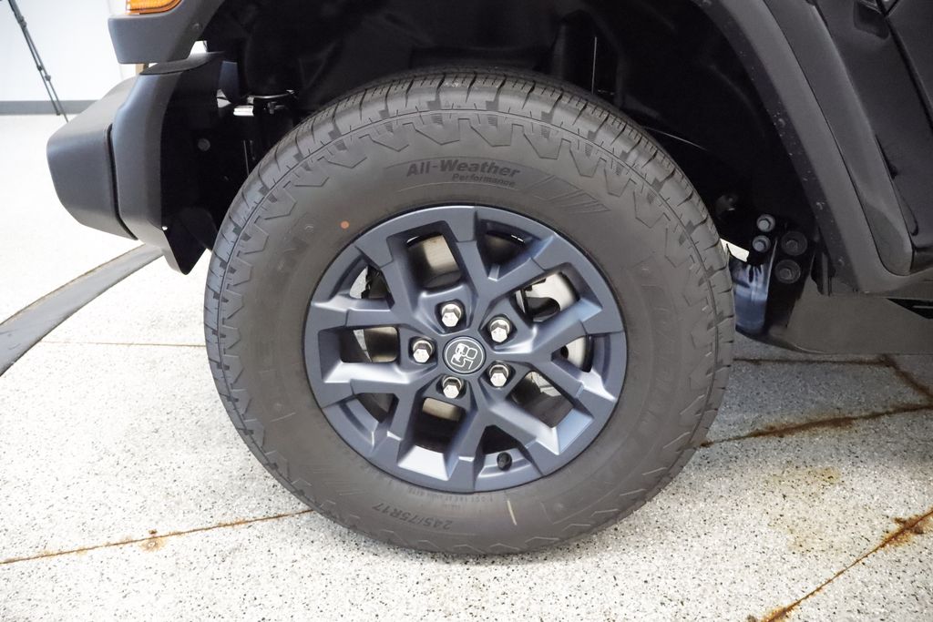 Thumbnail: 2026 Jeep Wrangler - 6