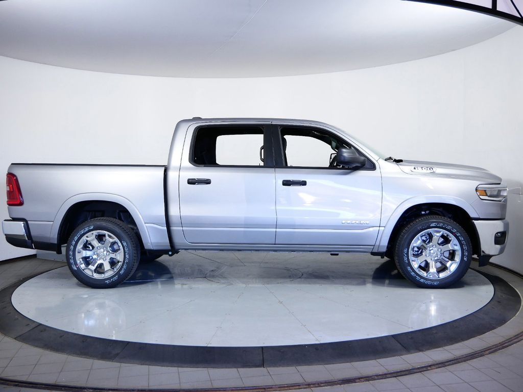 Thumbnail: 2025 RAM 1500 - 9
