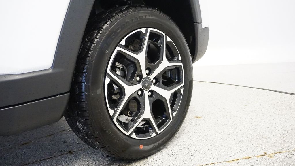 Thumbnail: 2026 Jeep Compass - 19