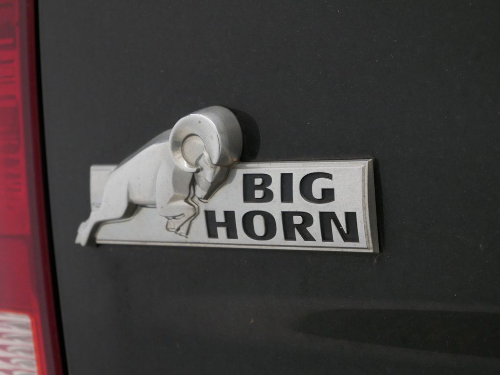 Thumbnail: 2010 RAM 1500 - 20