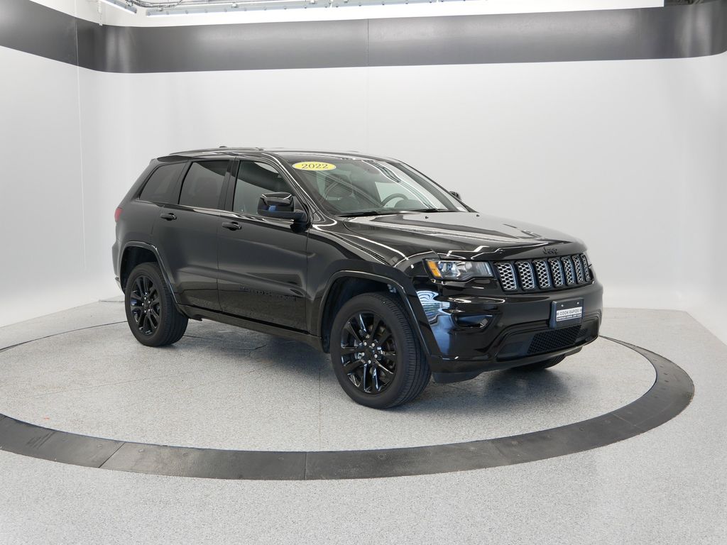 Thumbnail: 2022 Jeep Grand Cherokee - 47
