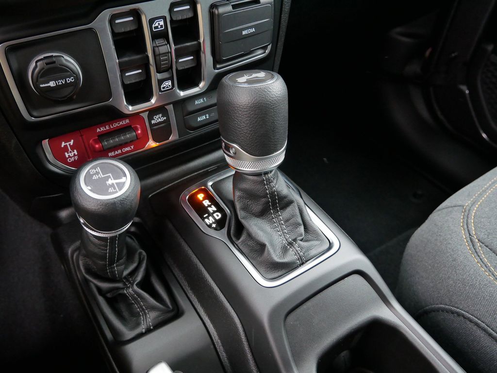 Thumbnail: 2026 Jeep Wrangler - 34