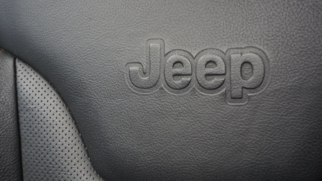 Thumbnail: 2018 Jeep Compass - 49