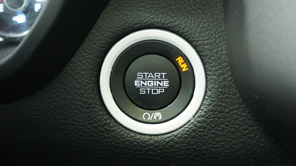 Thumbnail: 2021 RAM 1500 - 25