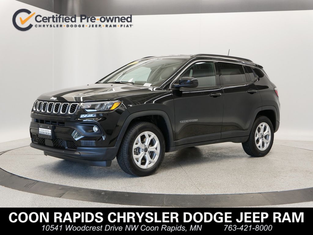2025 Jeep Compass Latitude's photo