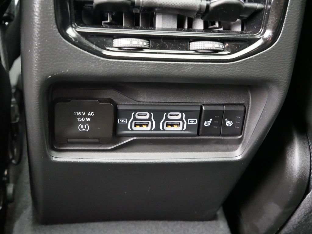 Thumbnail: 2024 Jeep Grand Cherokee - 26