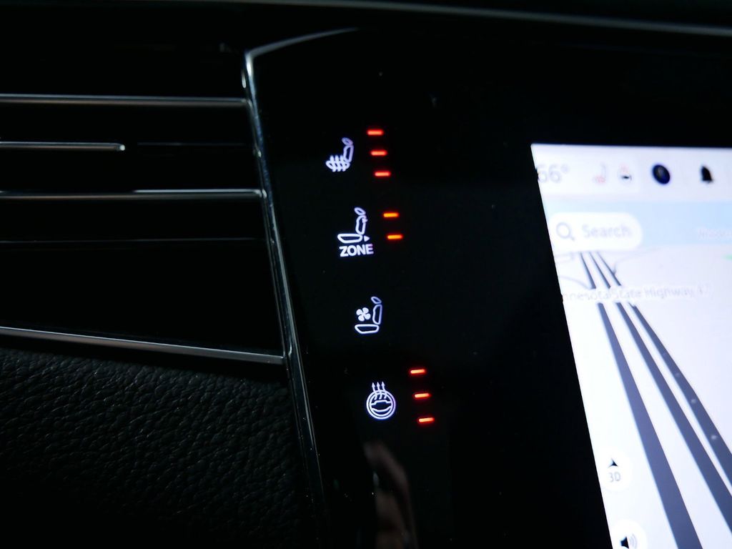 Thumbnail: 2024 Jeep Wagoneer - 45