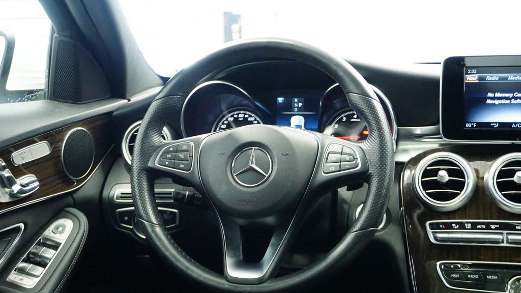 Thumbnail: 2018 Mercedes-Benz C-Class - 18