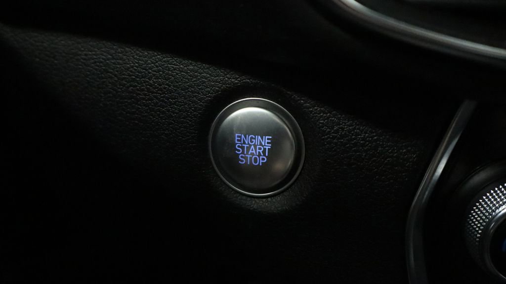 Thumbnail: 2020 Hyundai Santa Fe - 29