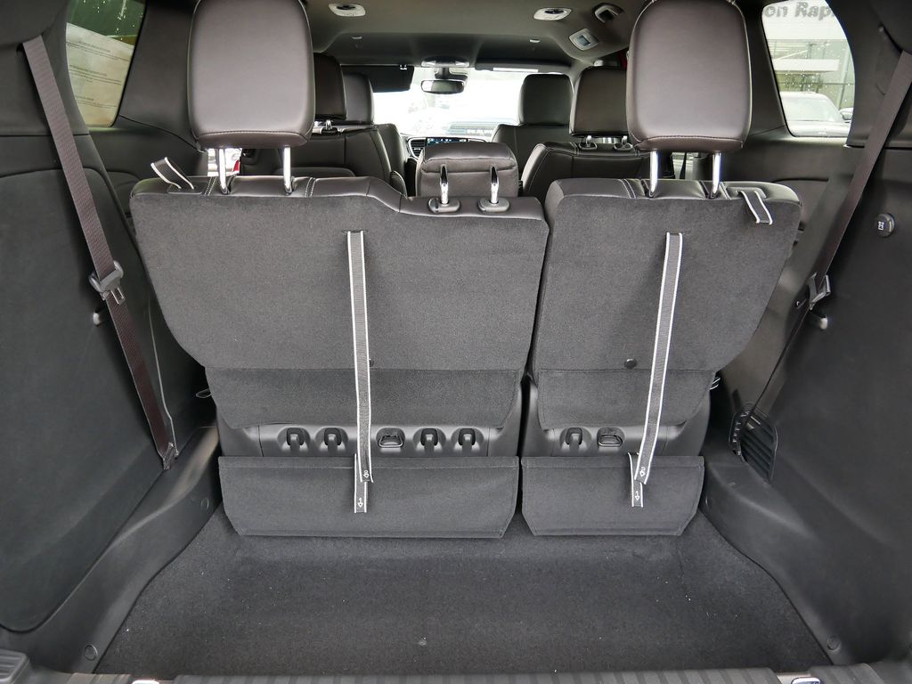 Thumbnail: 2026 Chrysler Pacifica - 9