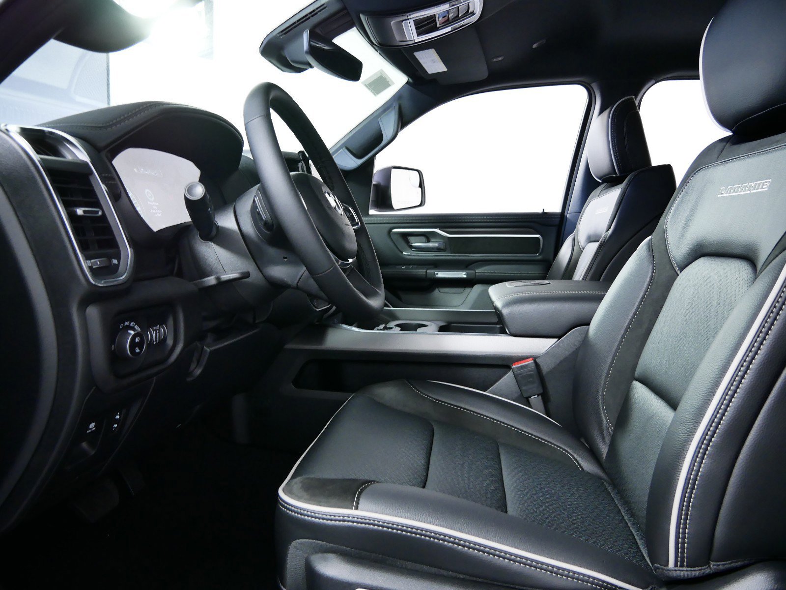 Thumbnail: 2025 RAM 1500 - 30