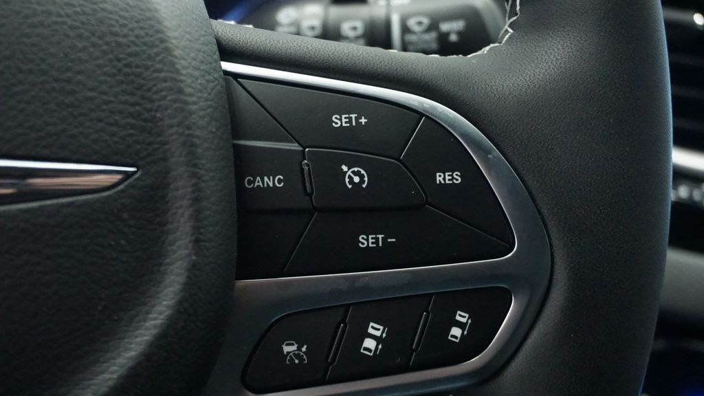 Thumbnail: 2026 Chrysler Voyager - 46