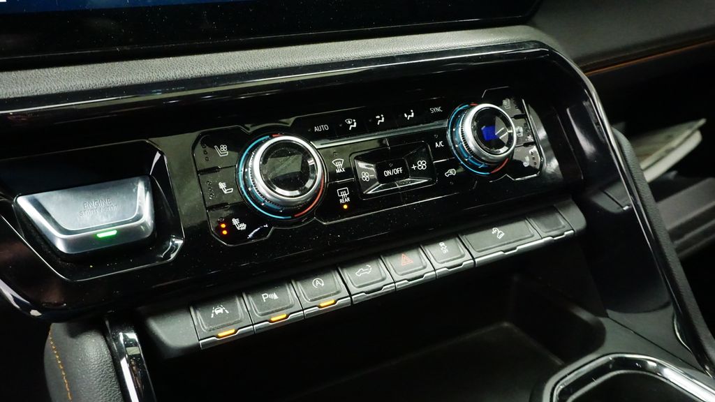 Thumbnail: 2024 GMC Sierra 1500 - 32