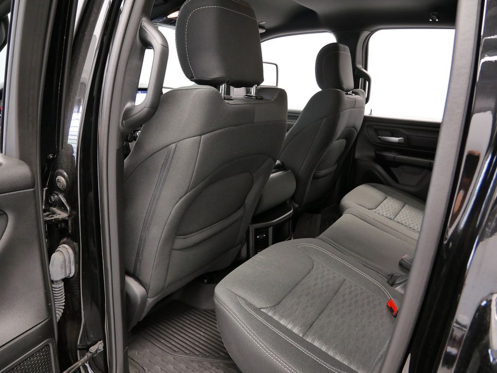 Thumbnail: 2025 RAM 1500 - 8