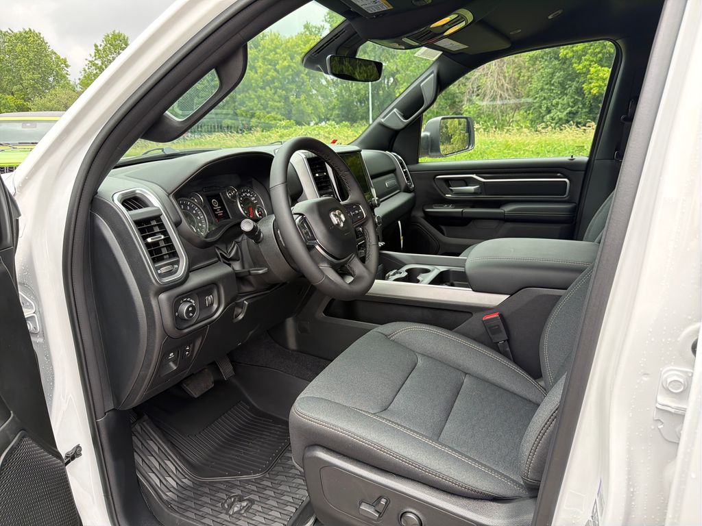 Thumbnail: 2026 RAM 1500 - 20