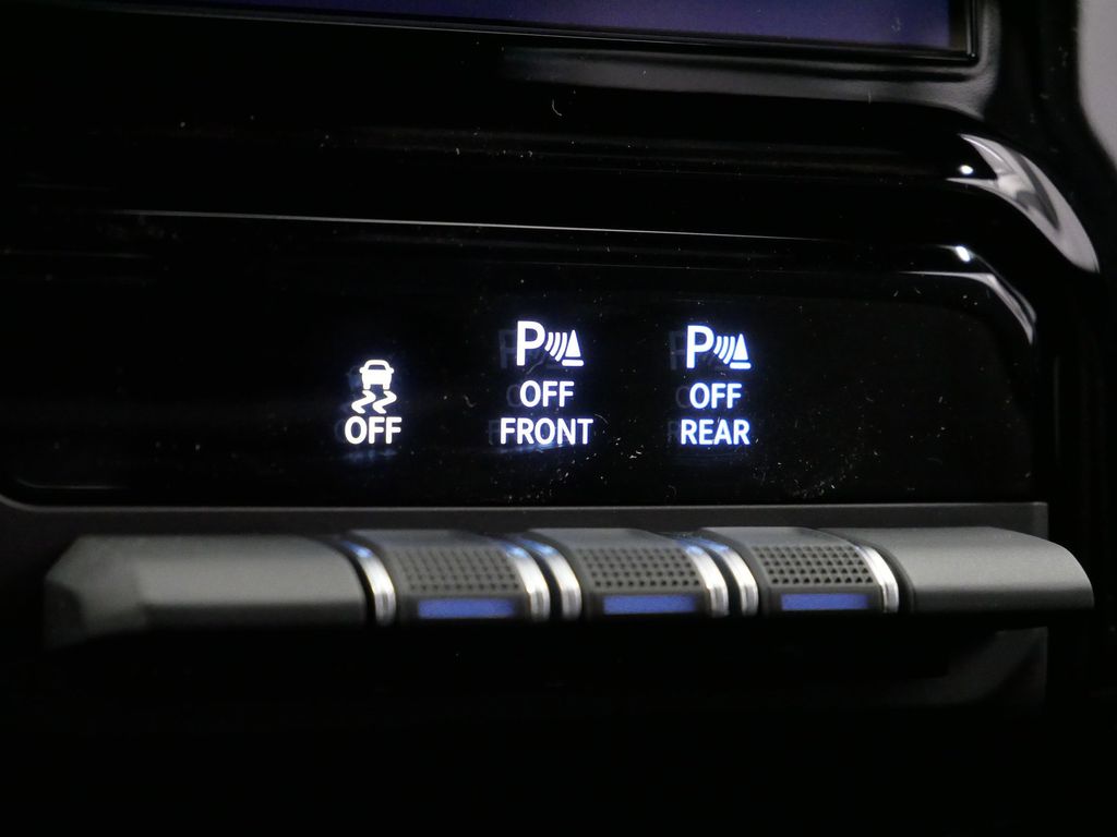 Thumbnail: 2026 RAM 1500 - 33