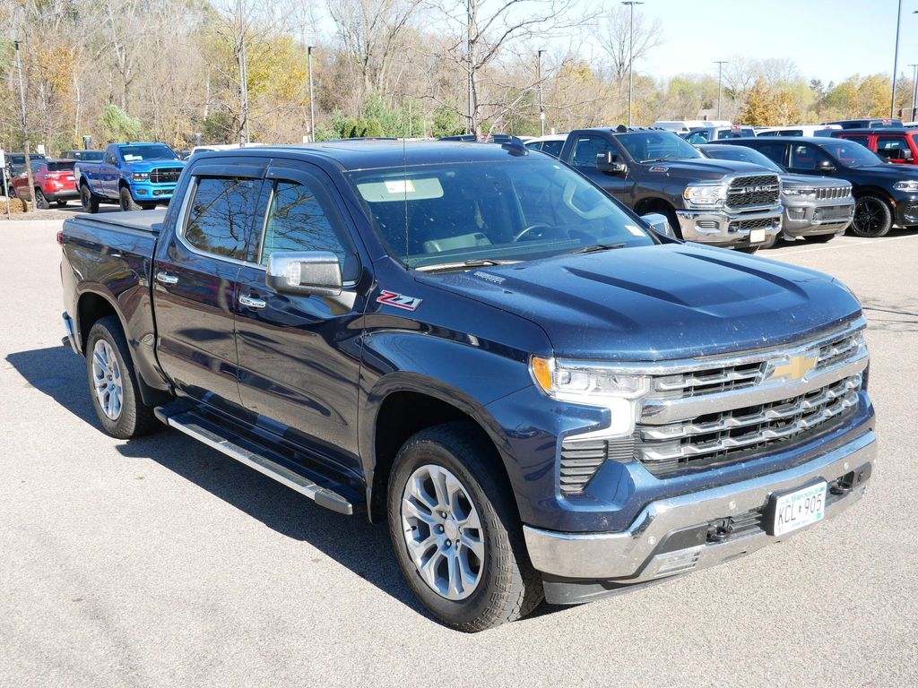 Thumbnail: 2022 Chevrolet Silverado 1500 - 17