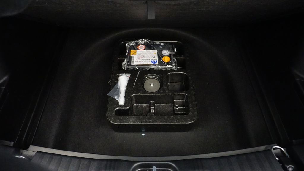 Thumbnail: 2026 Jeep Compass - 23