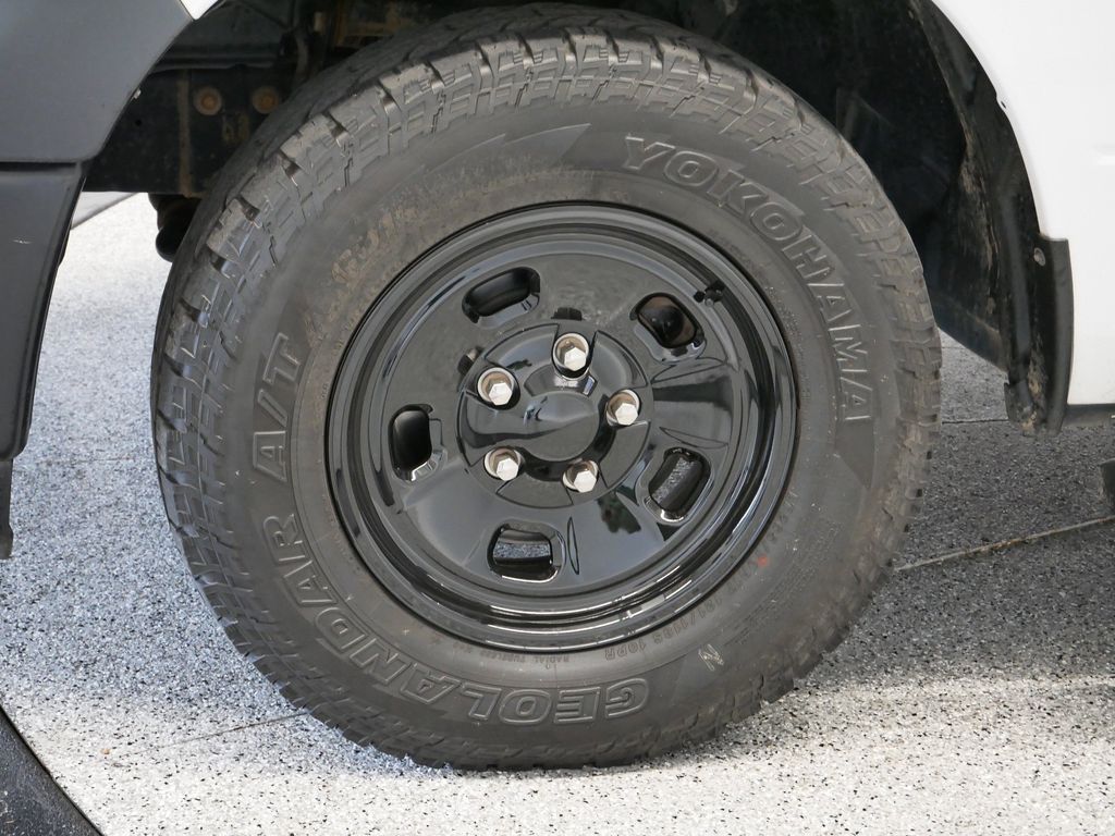 Thumbnail: 2021 RAM 1500 Classic - 48