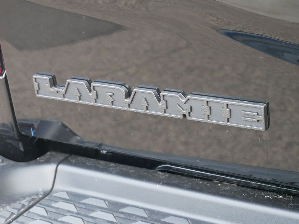 2025 RAM 2500 Laramie 18